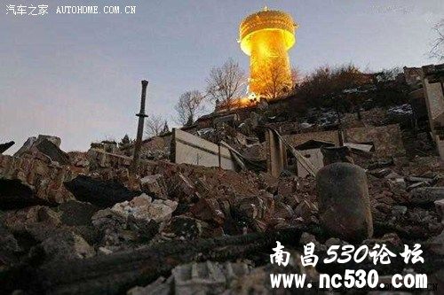 消失的地平线：香格里拉古城2/3建筑被火吞噬